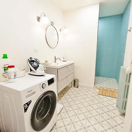 Alphonse 52, Grand T4, Terrasse, Wifi, 6 Personnes *