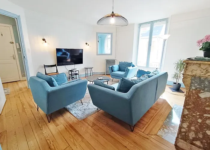 アパート Alphonse 52, Grand T4, Terrasse, Wifi, 6 Personnes *